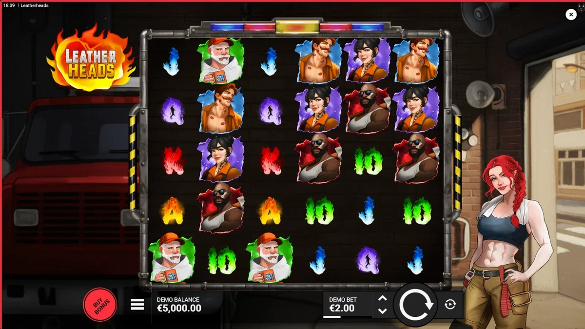Tampilan layar slot Leatherheads dengan kru pemadam kebakaran dan simbol api neon